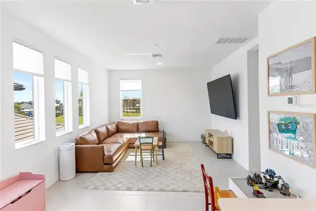 Listing Photo 43