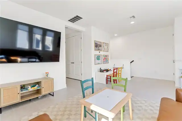Listing Photo 44
