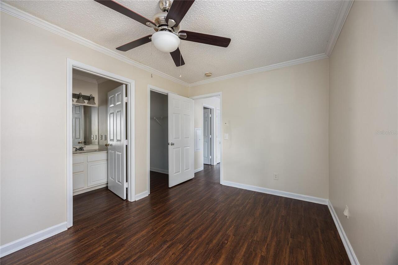 Listing Photo 14
