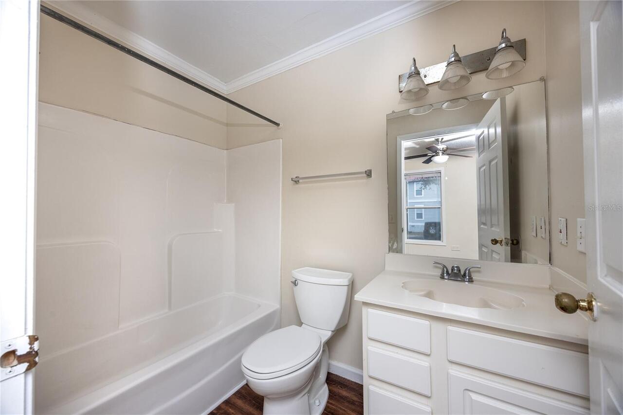 Listing Photo 15