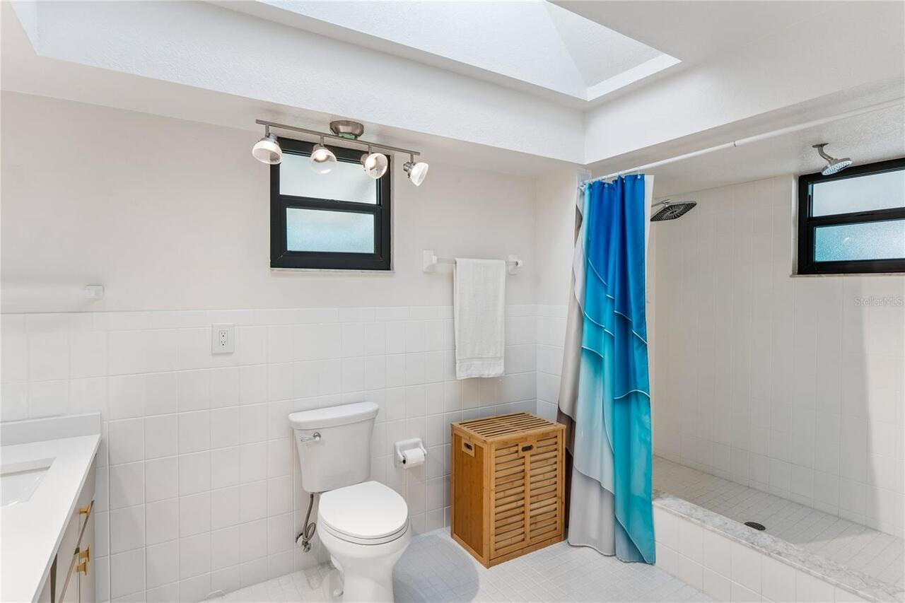 Listing Photo 35