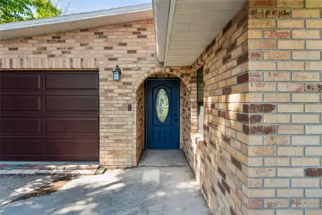 Listing Photo 14