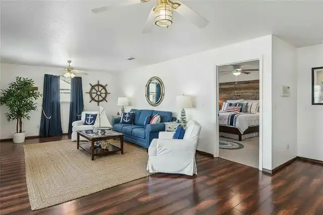 Listing Photo 32