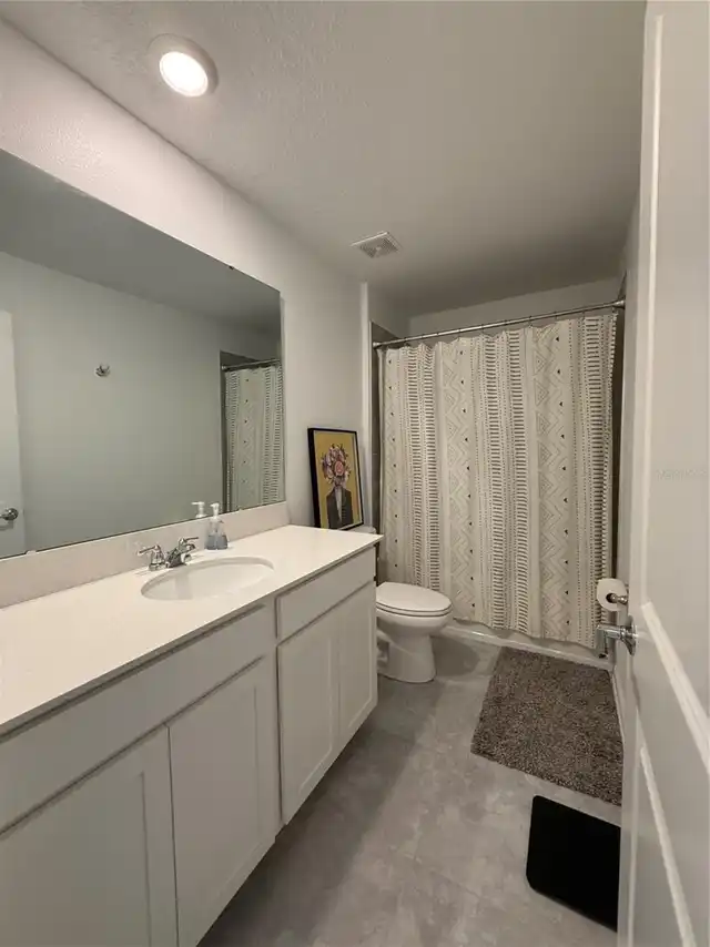 Listing Photo 14