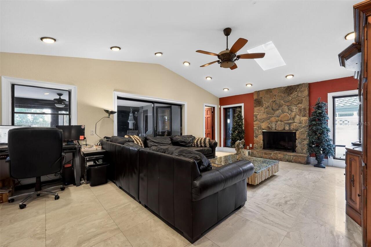 Listing Photo 7