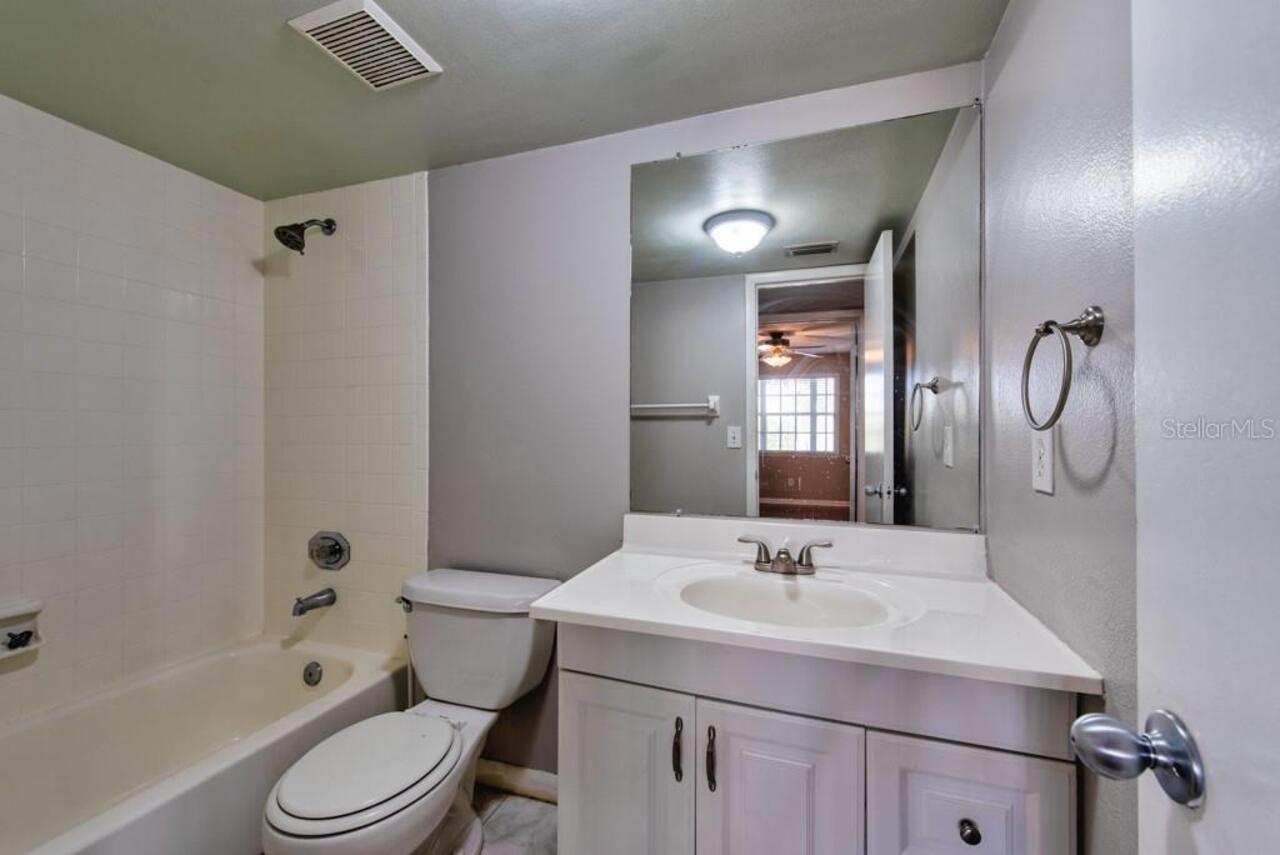 Listing Photo 17