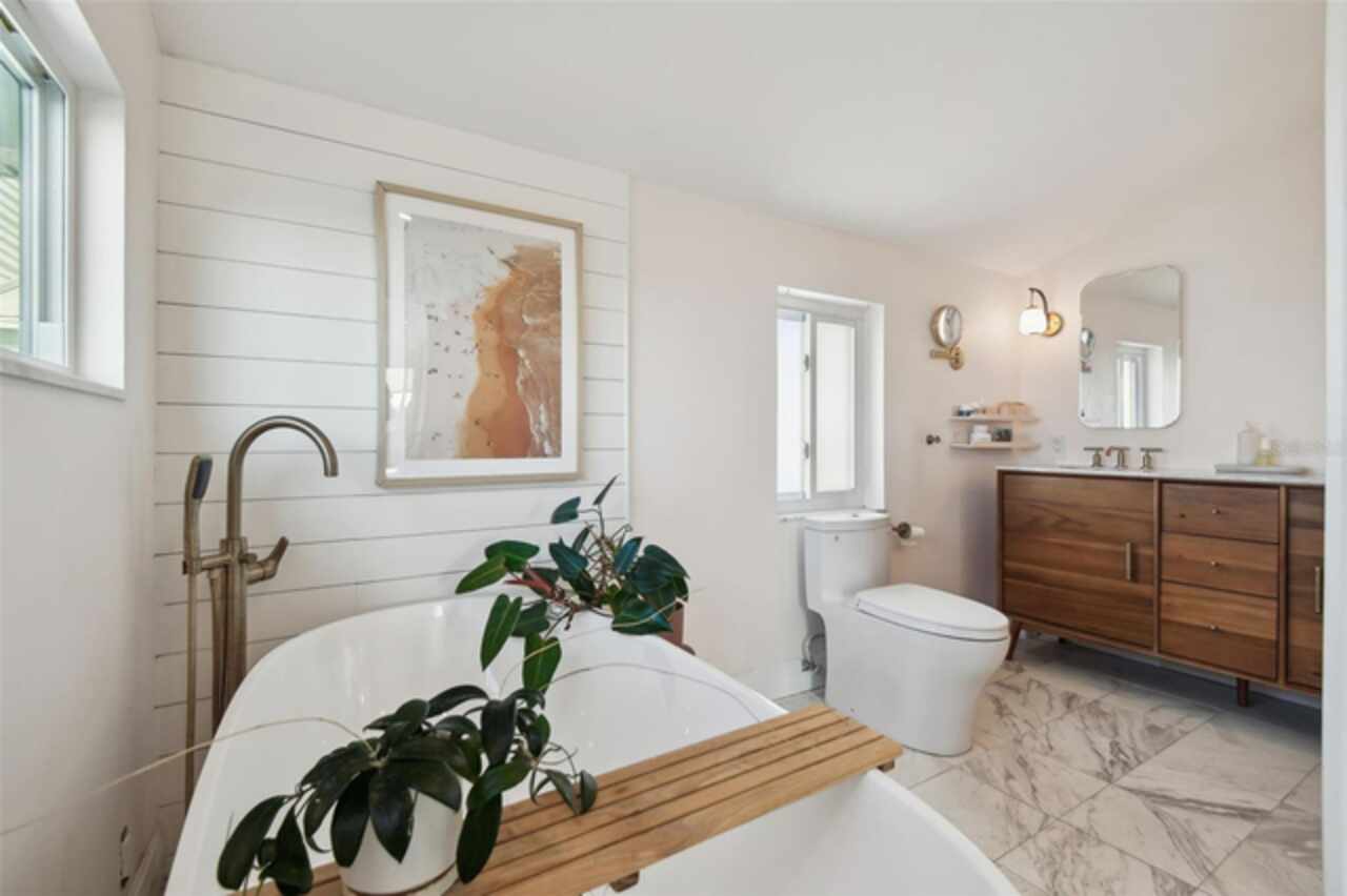 Listing Photo 37