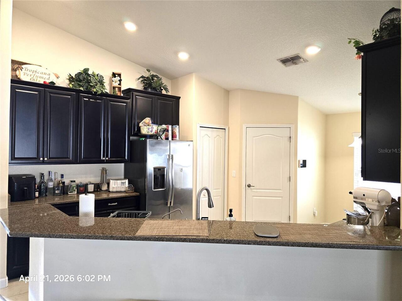 Listing Photo 9