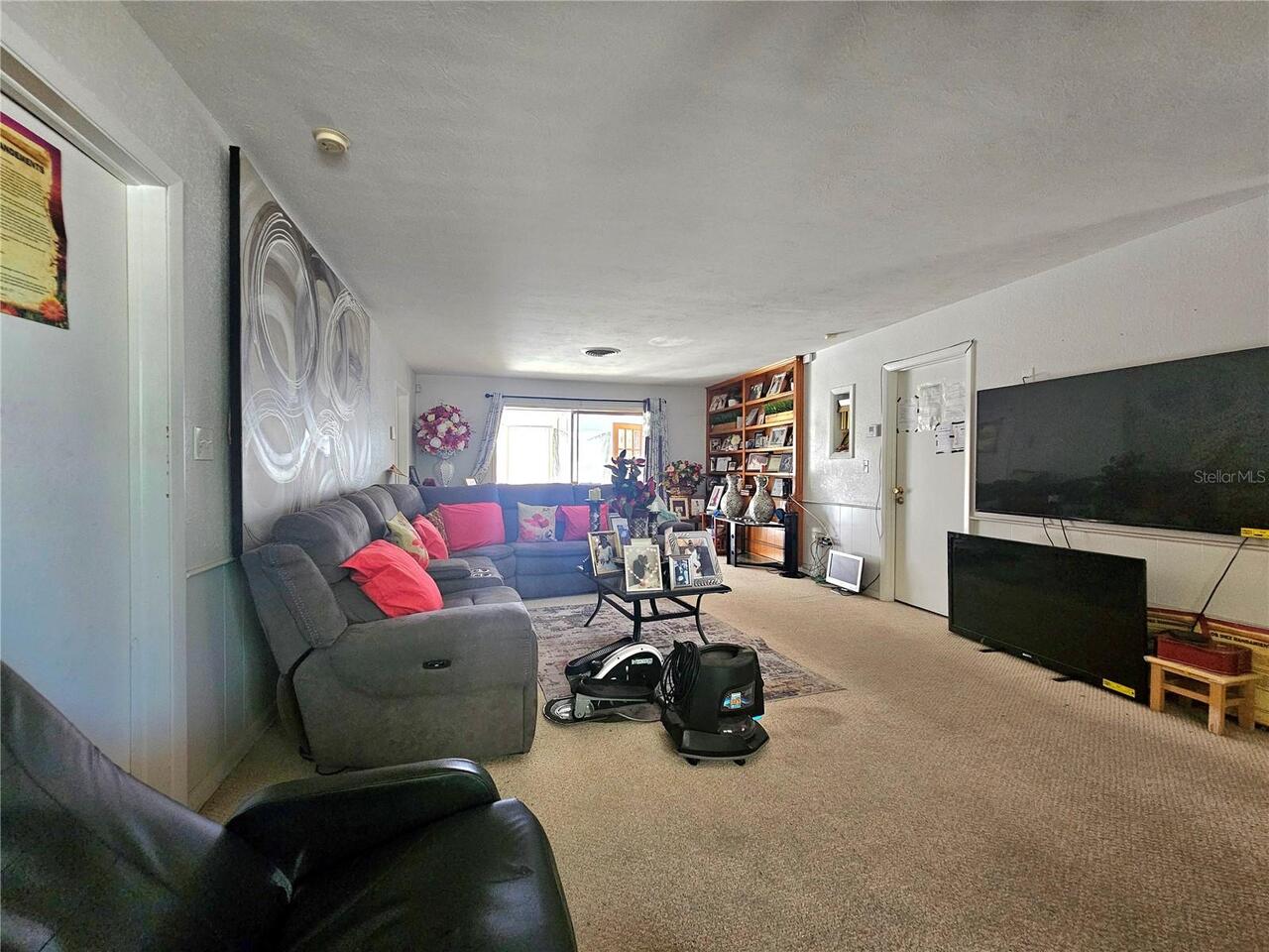 Listing Photo 6