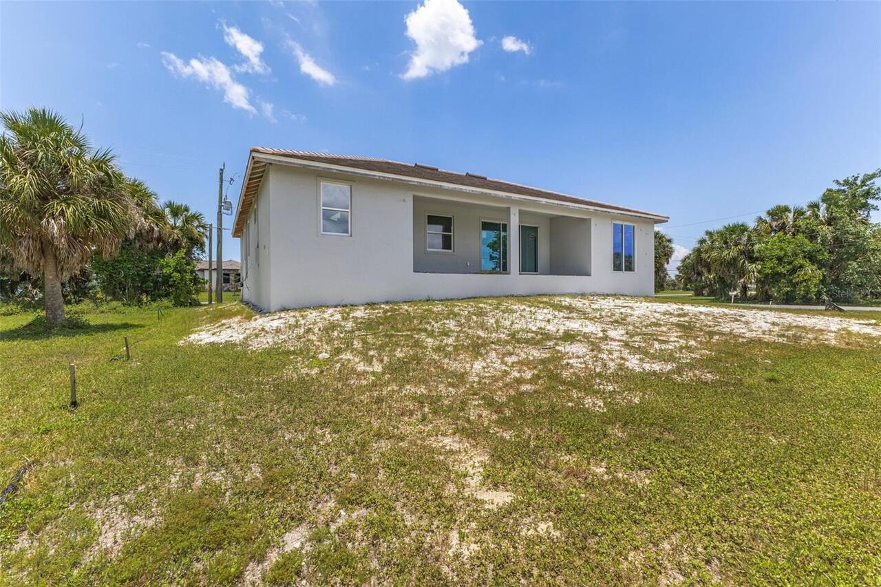 Listing Photo 8