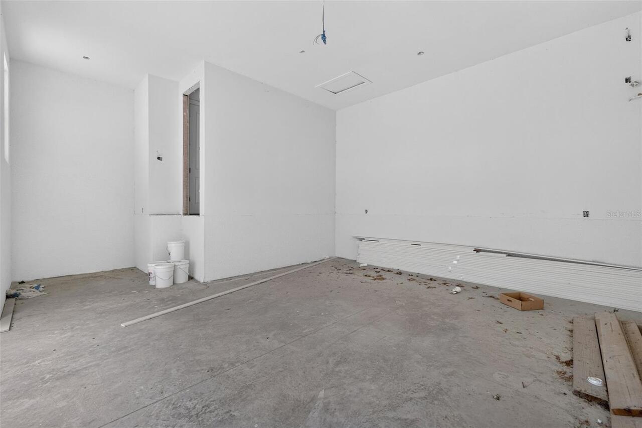 Listing Photo 24