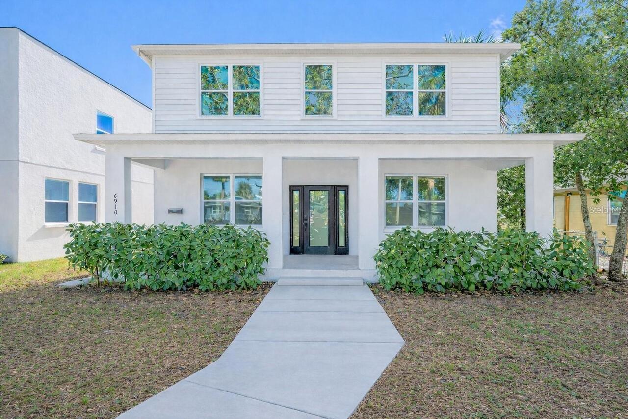 St Petersburg Real Estate