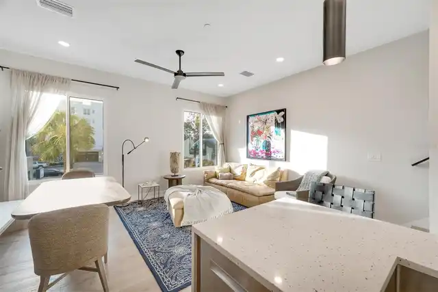 Listing Photo 15