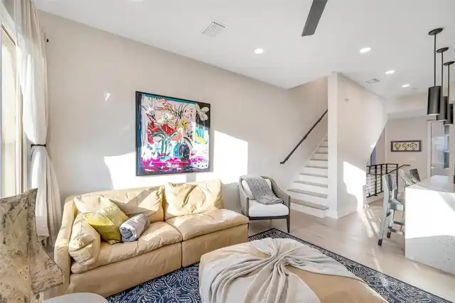 Listing Photo 19