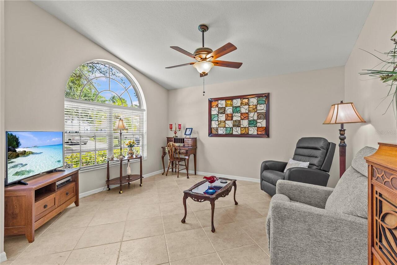 Listing Photo 7