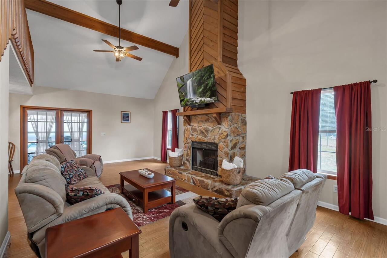 Listing Photo 10