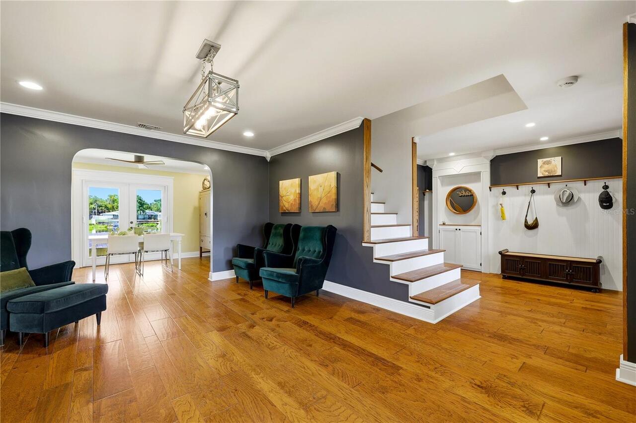 Listing Photo 10