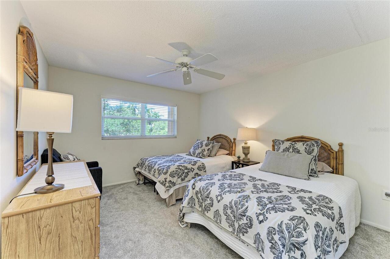 Listing Photo 33