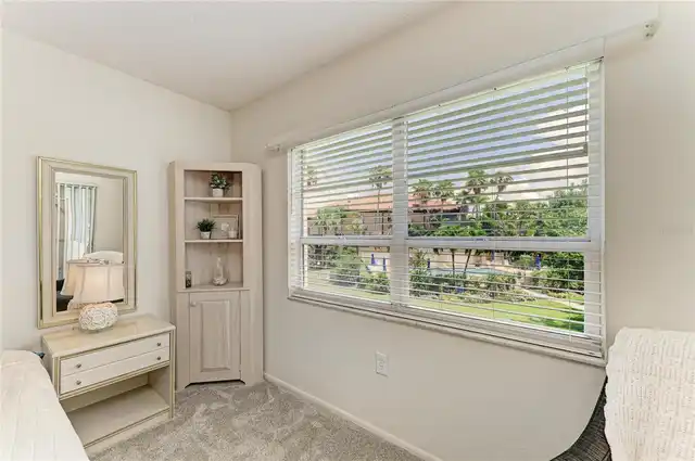 Listing Photo 28