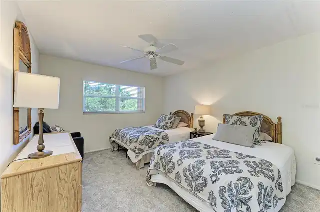 Listing Photo 33