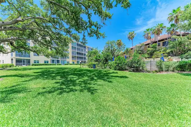 Listing Photo 38