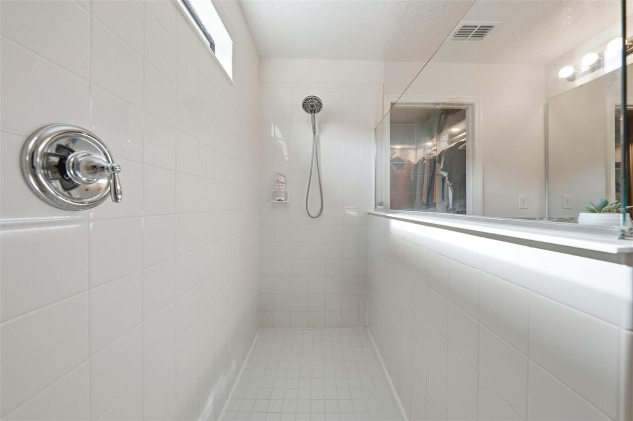 Listing Photo 38