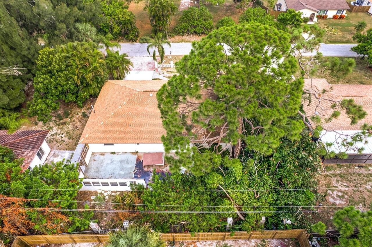 Listing Photo 8