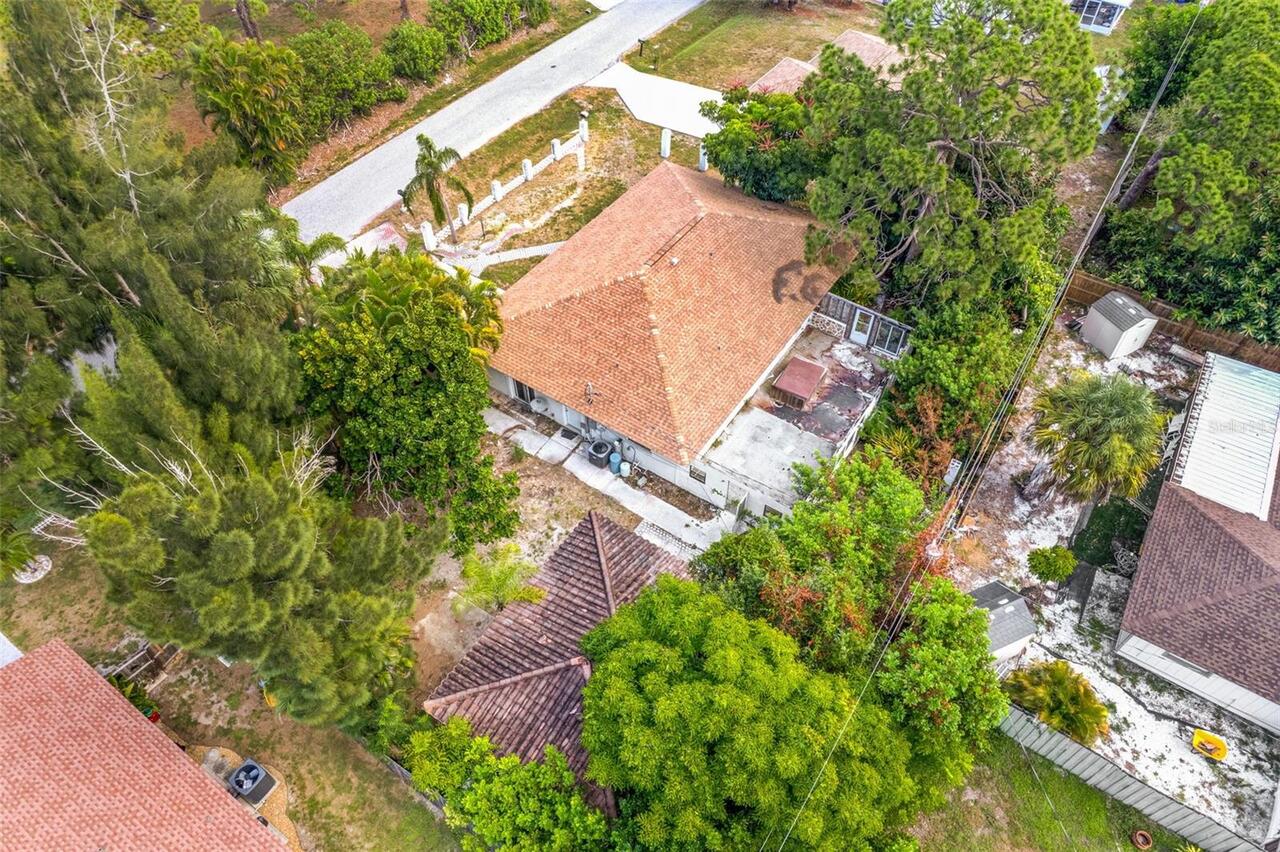 Listing Photo 9