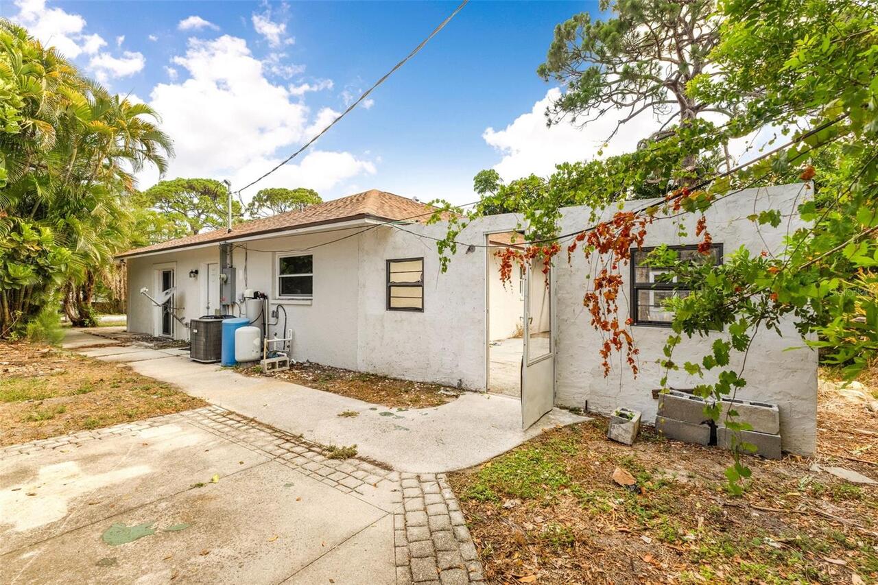 Listing Photo 37