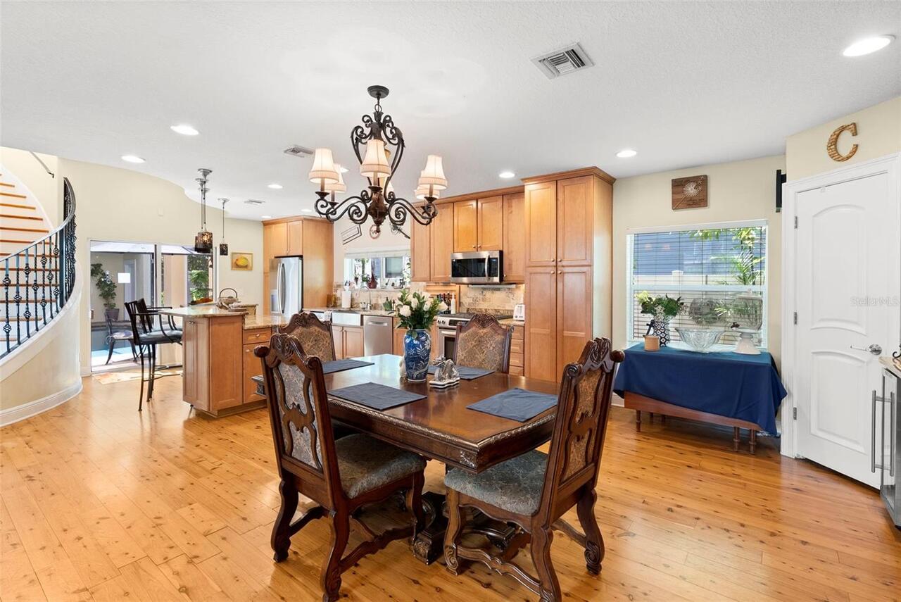 Listing Photo 15