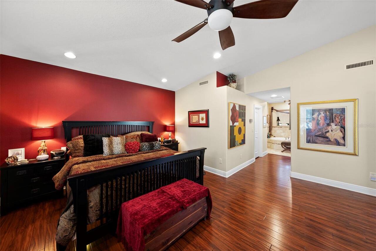 Listing Photo 25