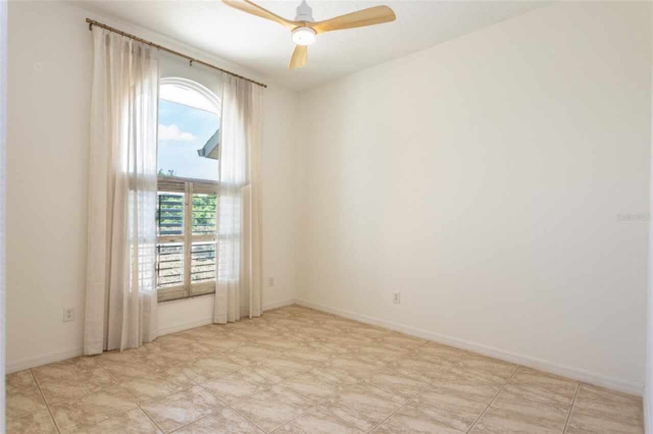 Listing Photo 20