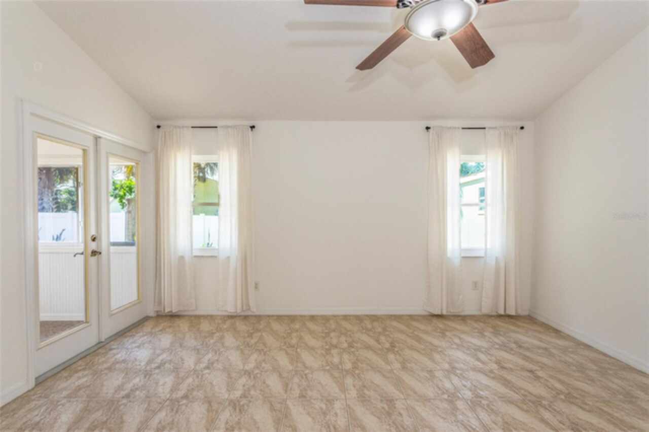 Listing Photo 44
