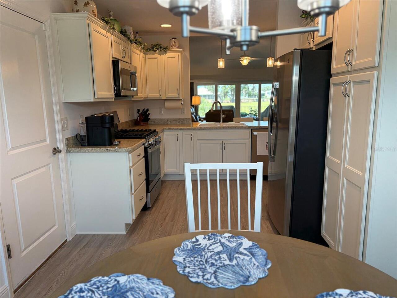 Listing Photo 15
