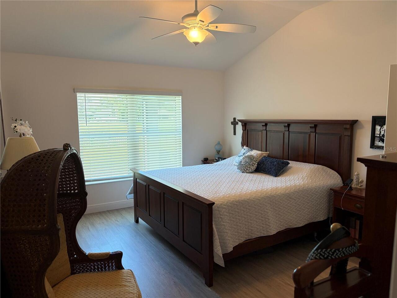 Listing Photo 16