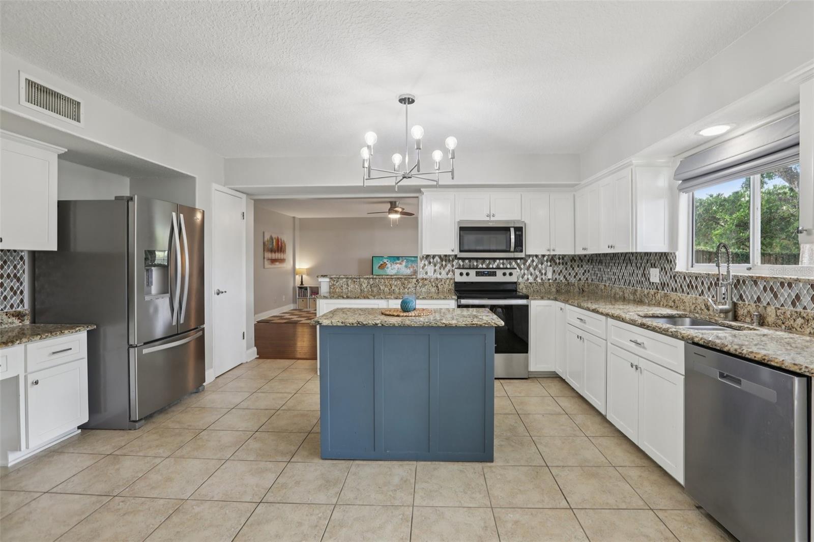 Listing Photo 19