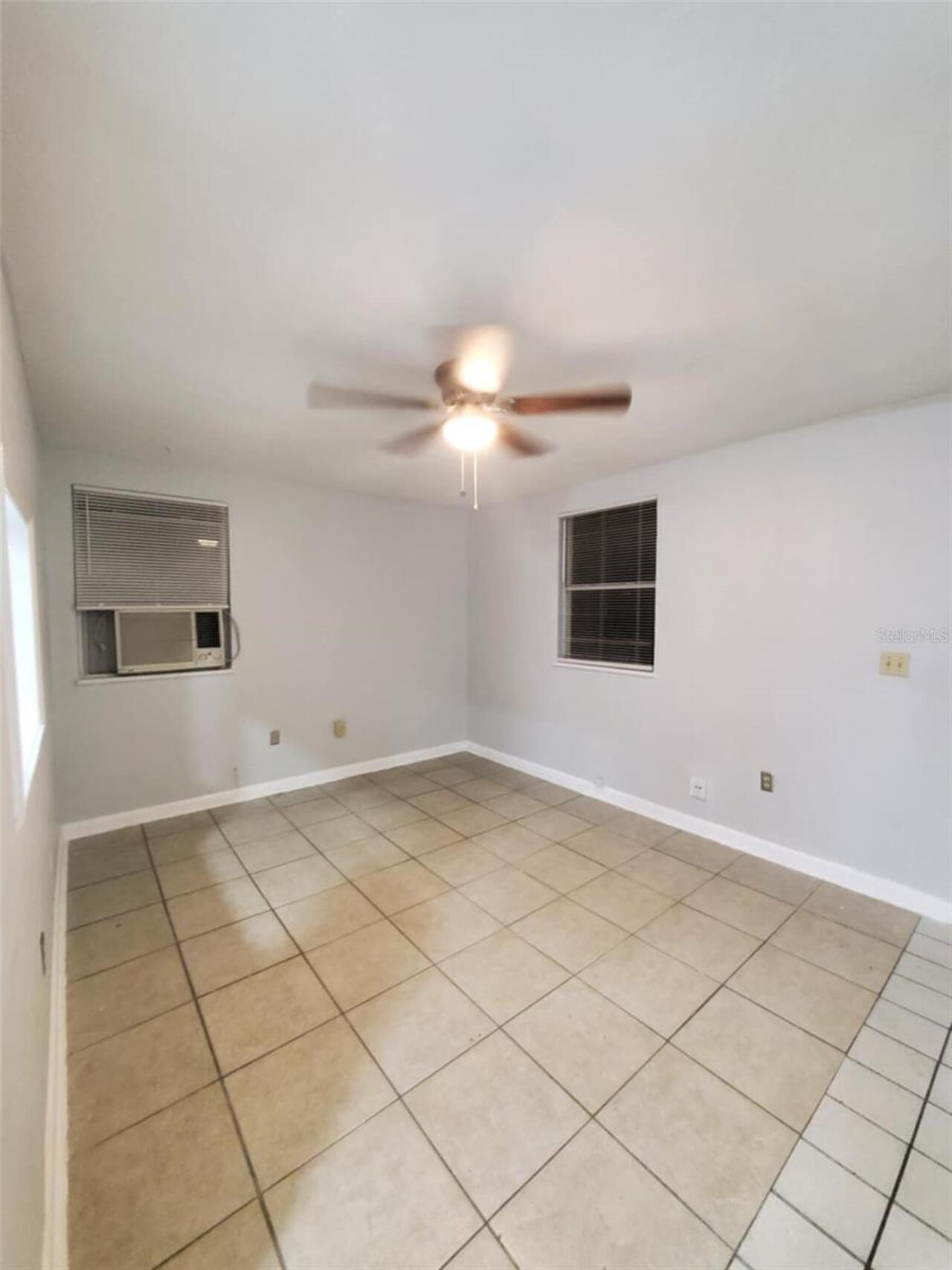 Listing Photo 9