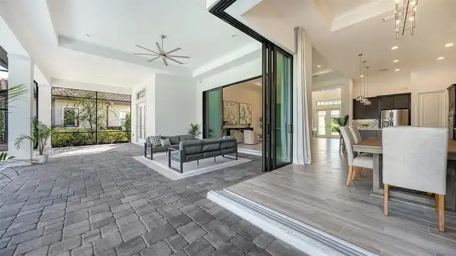 Listing Photo 25