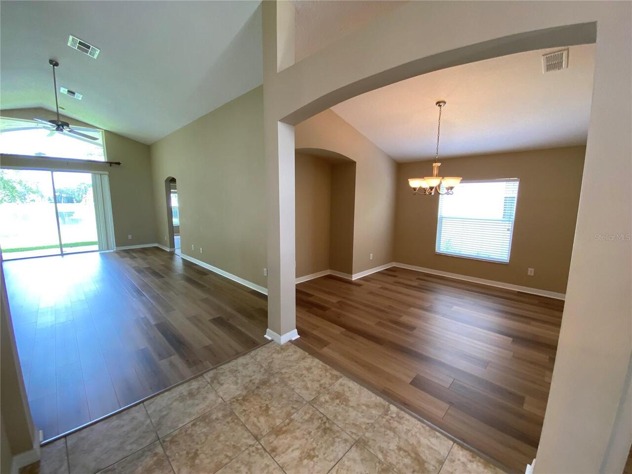 Listing Photo 14