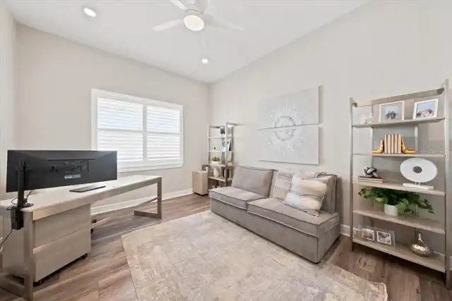 Listing Photo 15