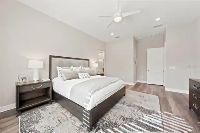 Listing Photo 33
