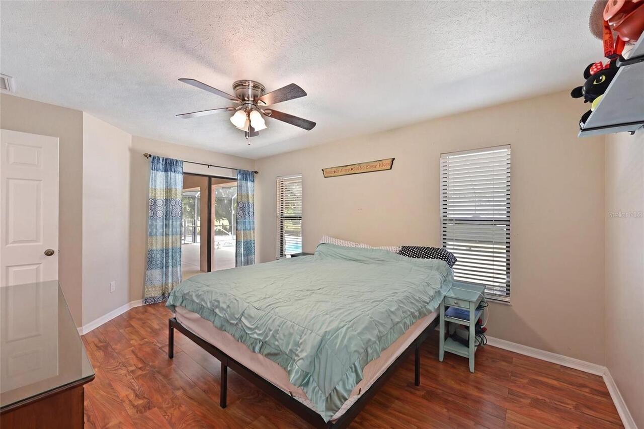 Listing Photo 18
