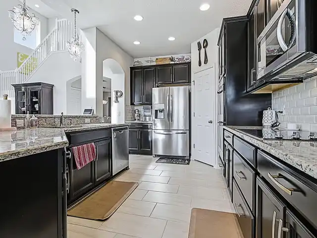 Listing Photo 16
