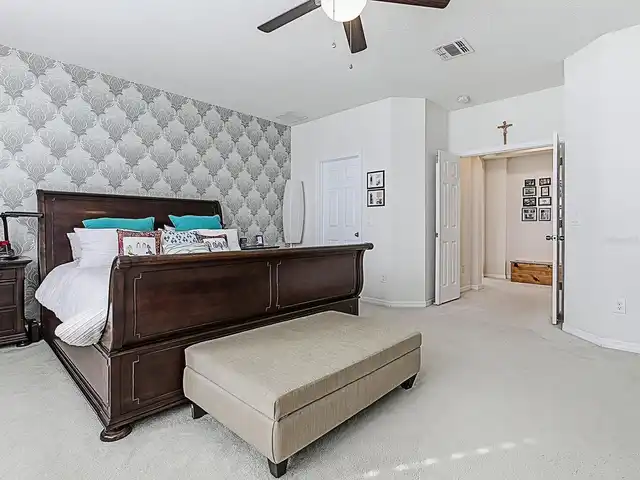 Listing Photo 34