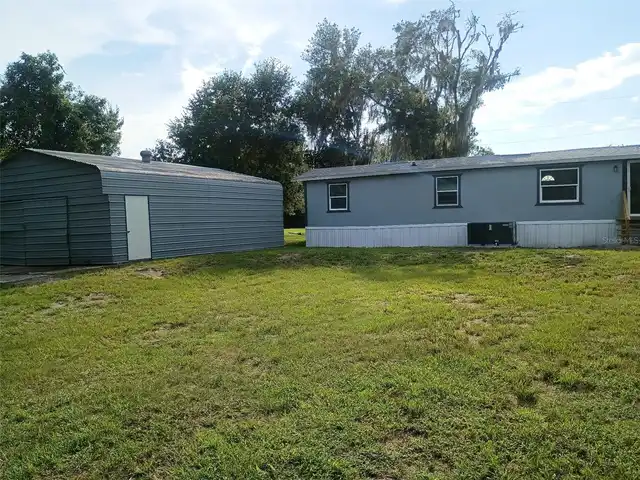 Listing Photo 10