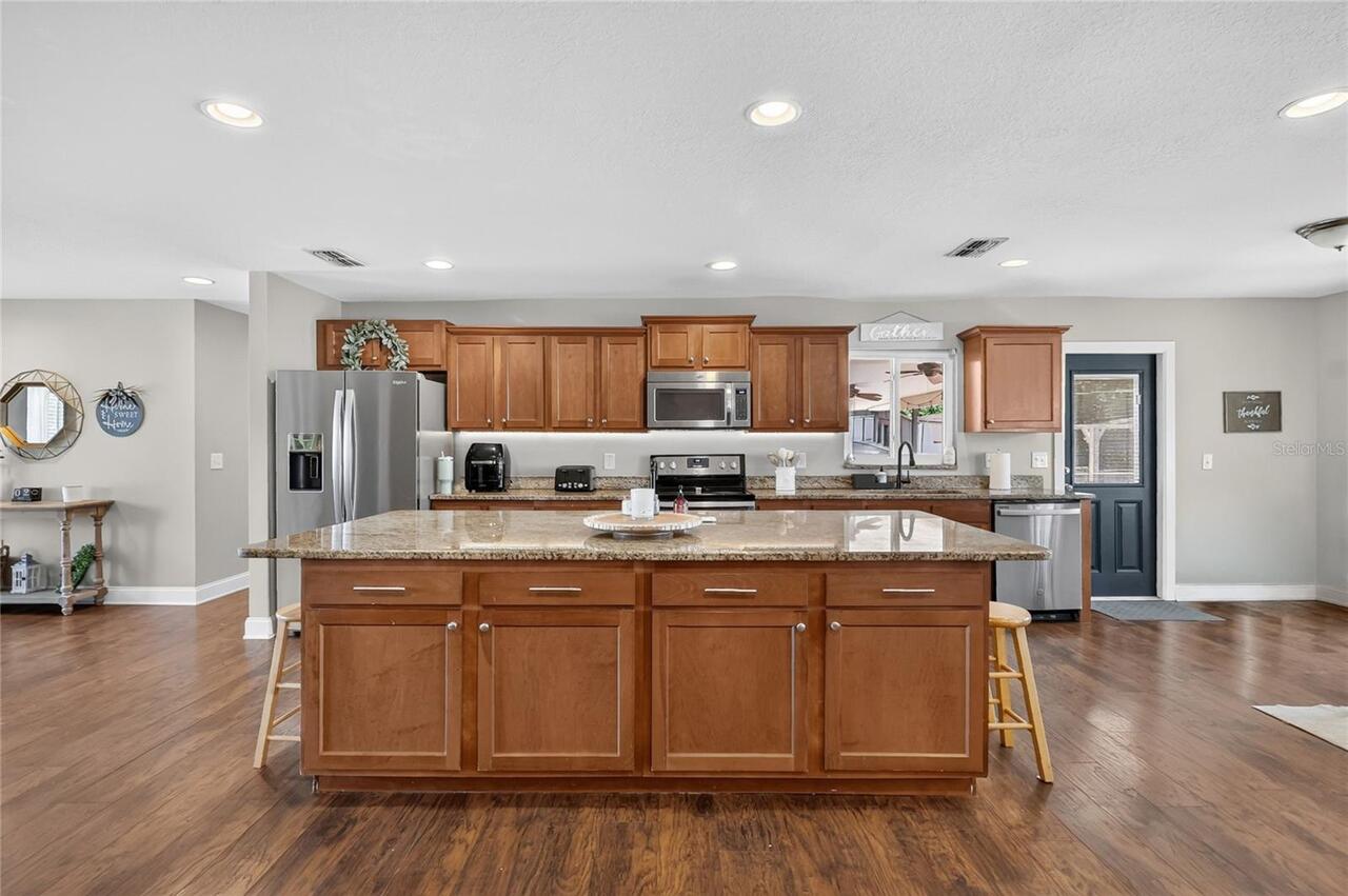 Listing Photo 15
