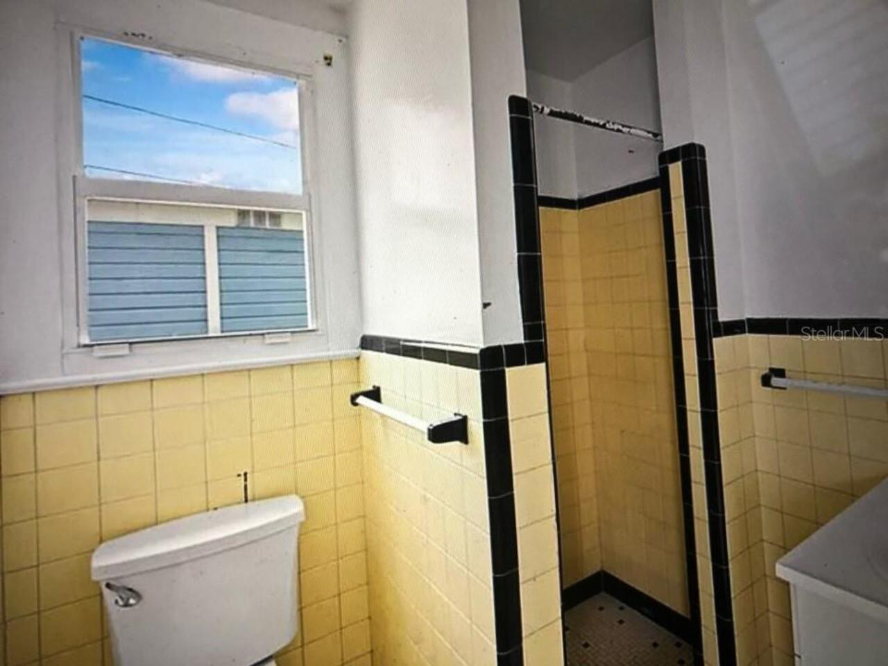 Listing Photo 10