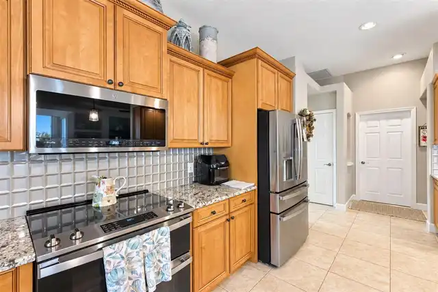 Listing Photo 32