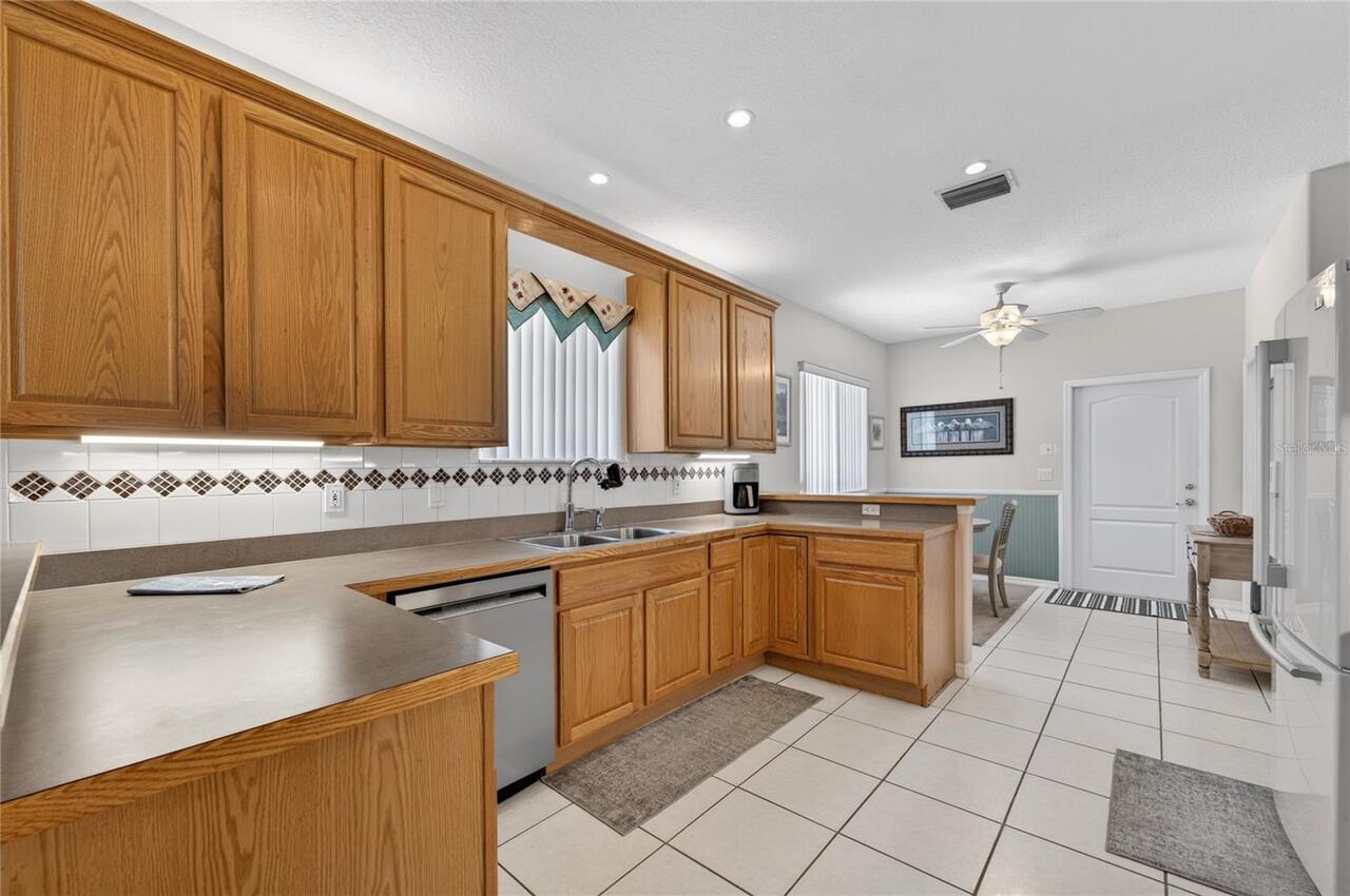 Listing Photo 10