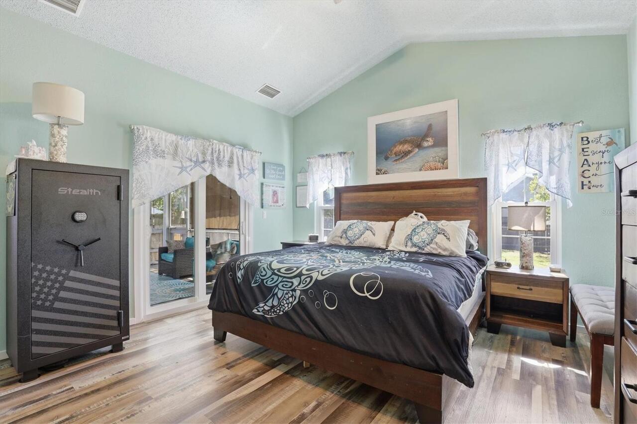 Listing Photo 16